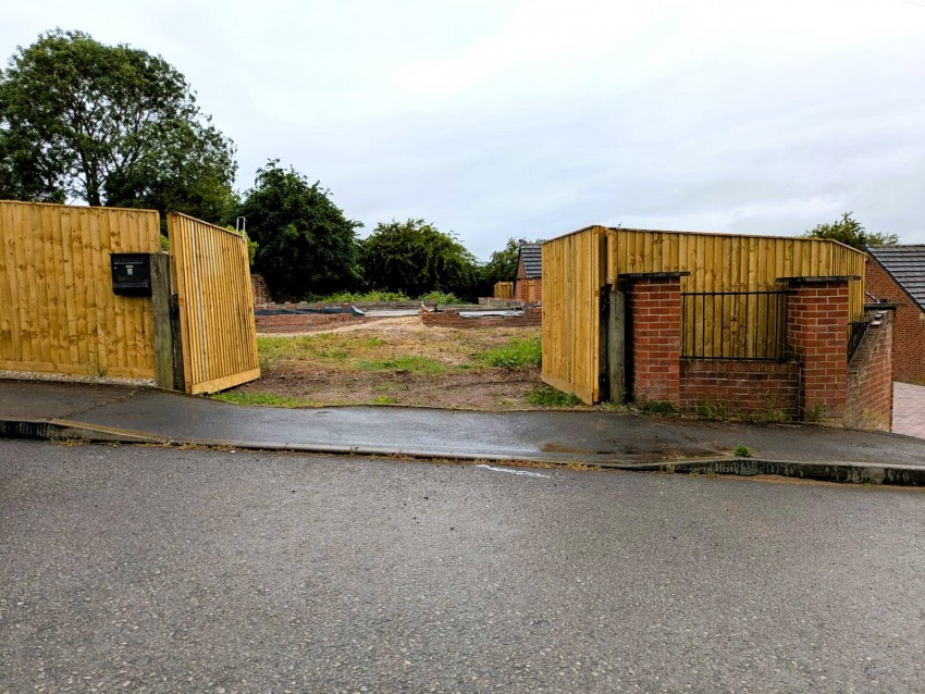 Images for Pretoria Street, Shuttlewood, S44