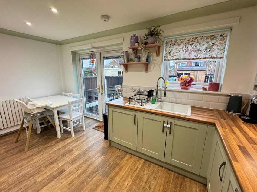 Images for Manor Close, Newton, DE55