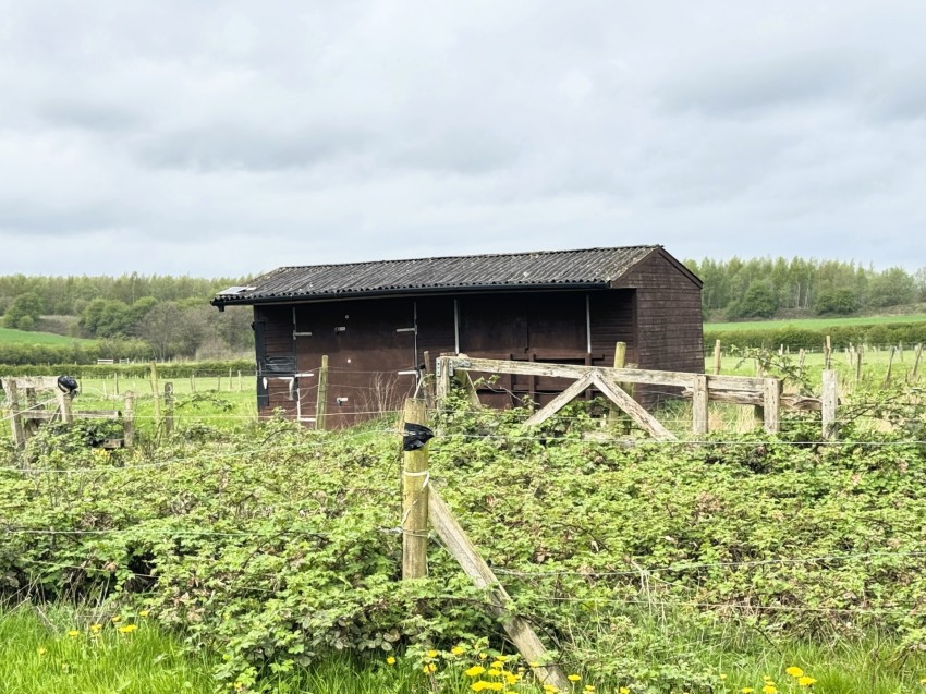 Images for Land at the bottom of Gloves Lane, Blackwell, DE55