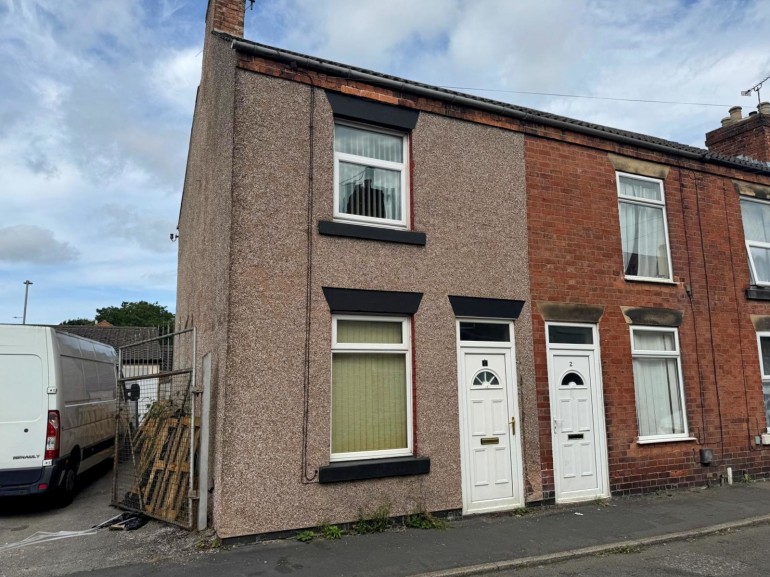 John Street, Alfreton, DE55