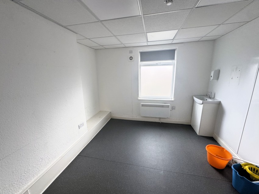 Images for Grosvenor Road, Ripley, DE5