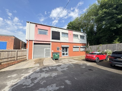 View Full Details for New Street, Alfreton, DE55