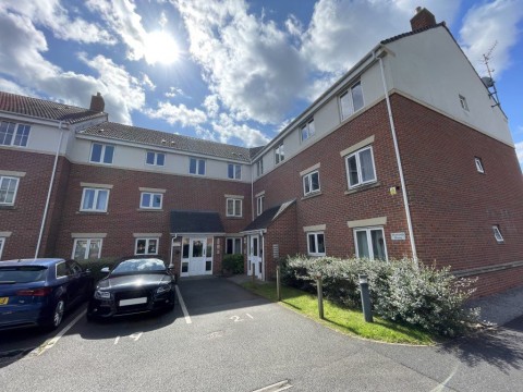 View Full Details for 18 Moorcroft House Archdale Close Chesterfield