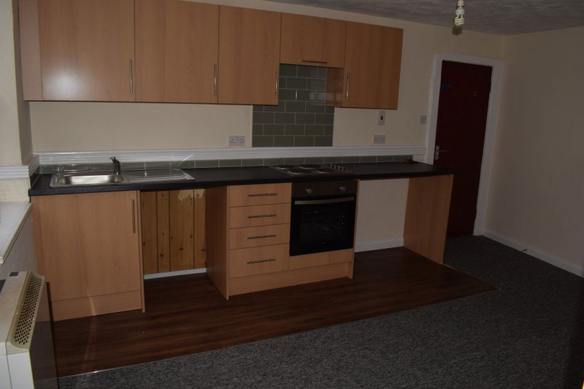 Images for Flat 3, 11 High Street, Alfreton