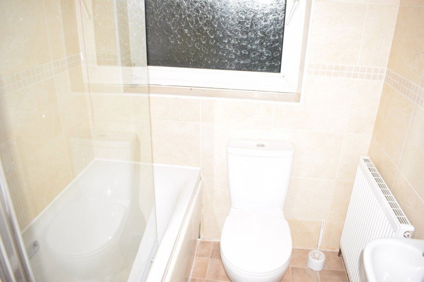 Images for 59 Meadow Lane Alfreton
