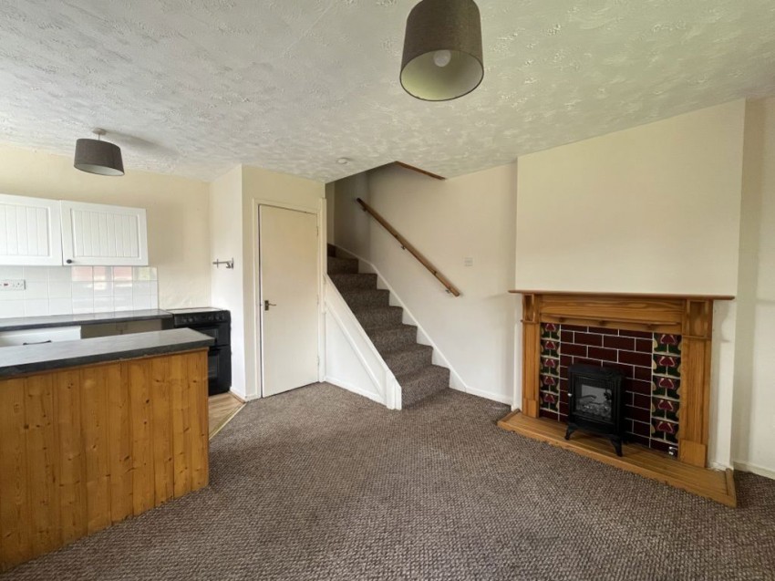 Images for 18 Elmhurst Avenue, Broadmeadows, South Normanton