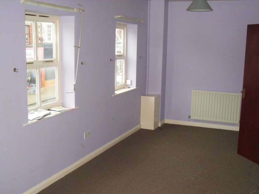 Images for 60a High Street, Alfreton