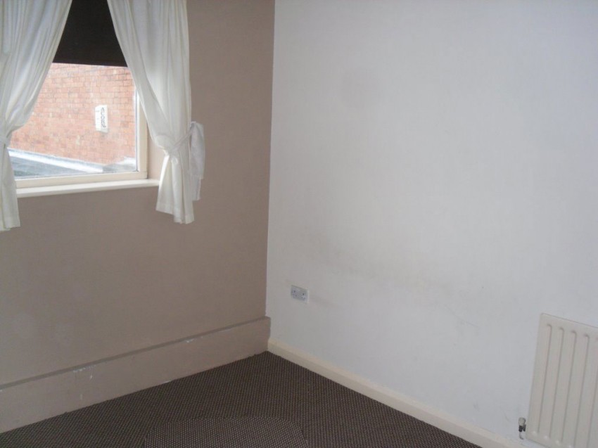 Images for 60a High Street, Alfreton