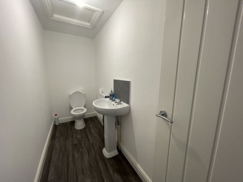 Images for 33 Main Road, Leabrooks