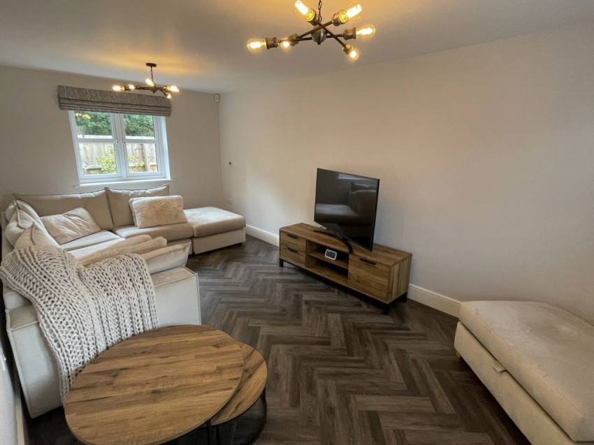 Images for 4 Burnell Close Alfreton
