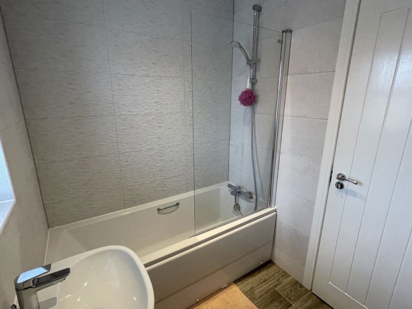 Images for 4 Burnell Close Alfreton