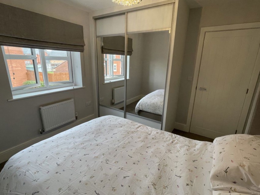 Images for 4 Burnell Close Alfreton