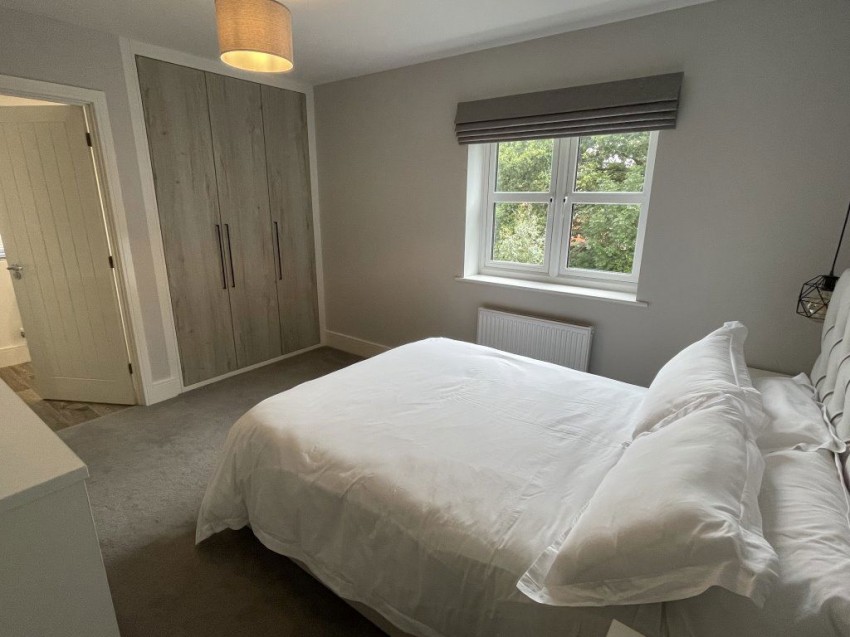 Images for 4 Burnell Close Alfreton