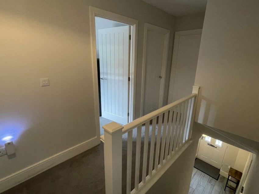 Images for 4 Burnell Close Alfreton