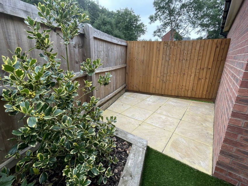 Images for 4 Burnell Close Alfreton