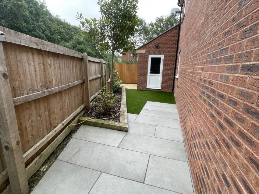 Images for 4 Burnell Close Alfreton