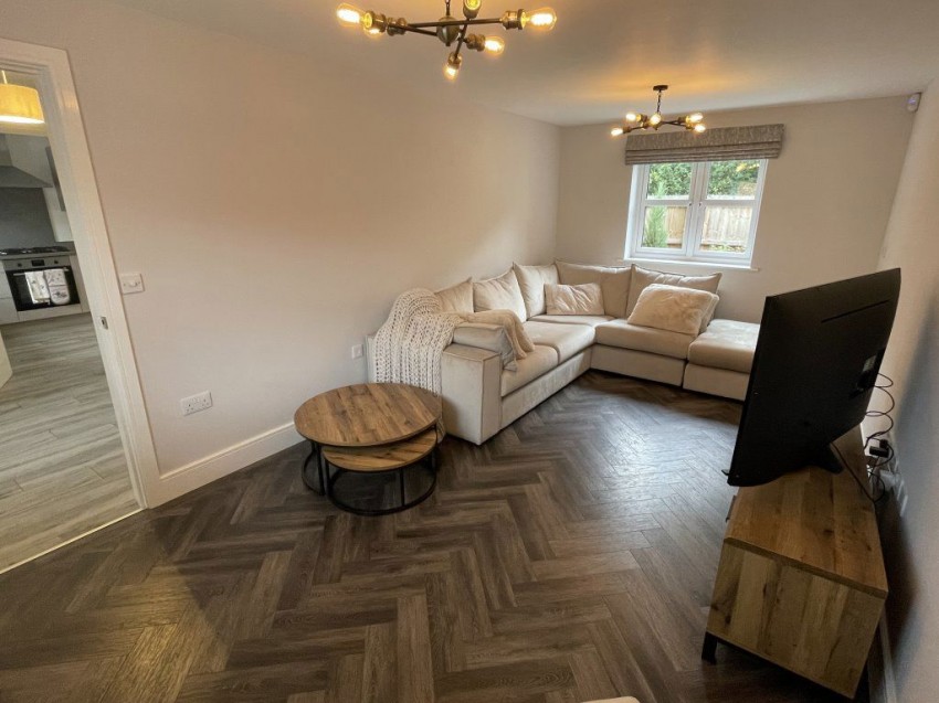Images for 4 Burnell Close Alfreton