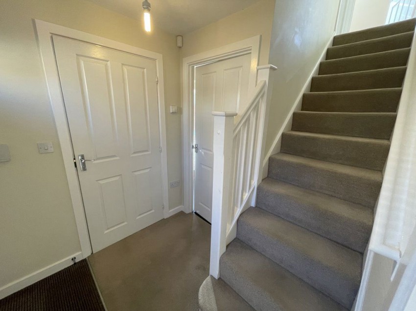 Images for 2 Lower Meadow Lane, Huthwaite