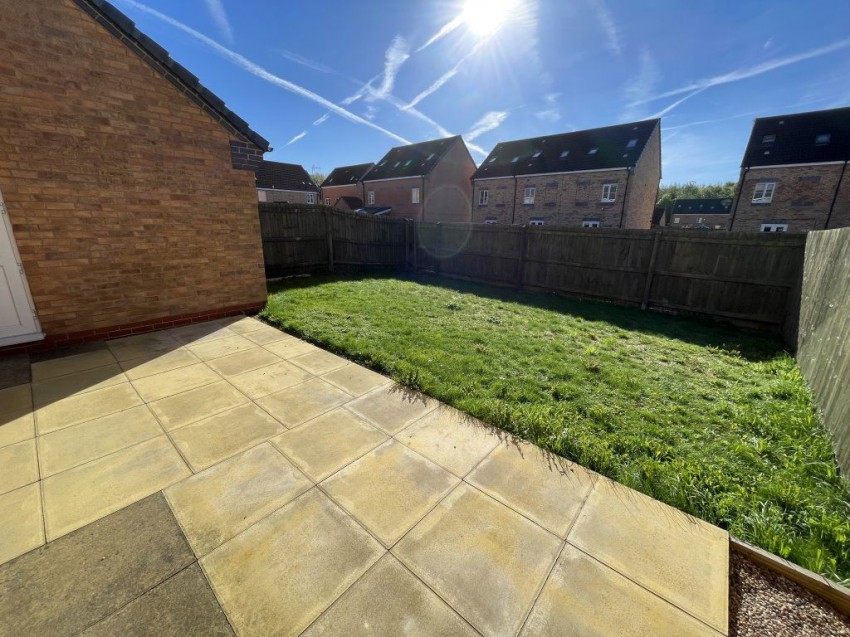 Images for 2 Lower Meadow Lane, Huthwaite