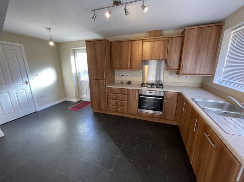 Images for 2 Lower Meadow Lane, Huthwaite