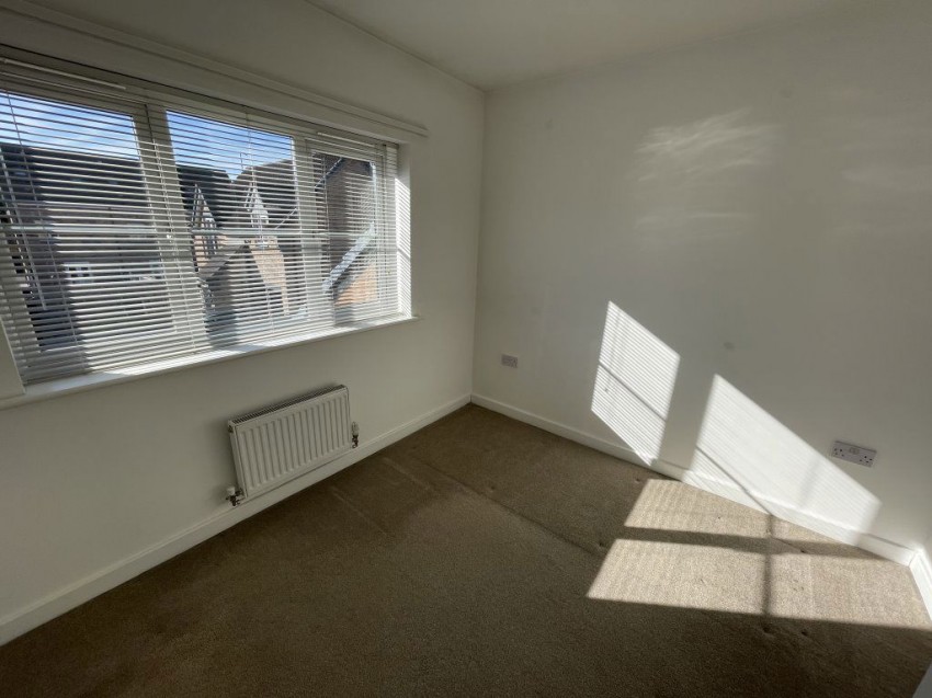 Images for 2 Lower Meadow Lane, Huthwaite