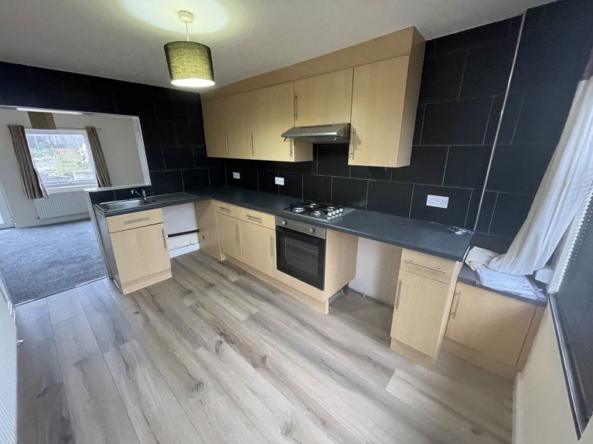 Images for Re6 Bevan Street, Shirland