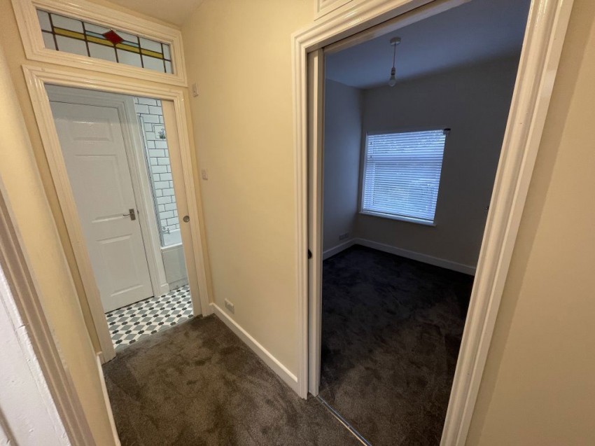 Images for 72 Birkinstyle Lane Shirland