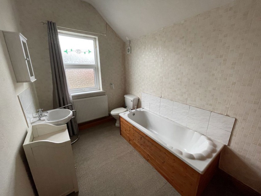 Images for 2 Oakland Street, Alfreton