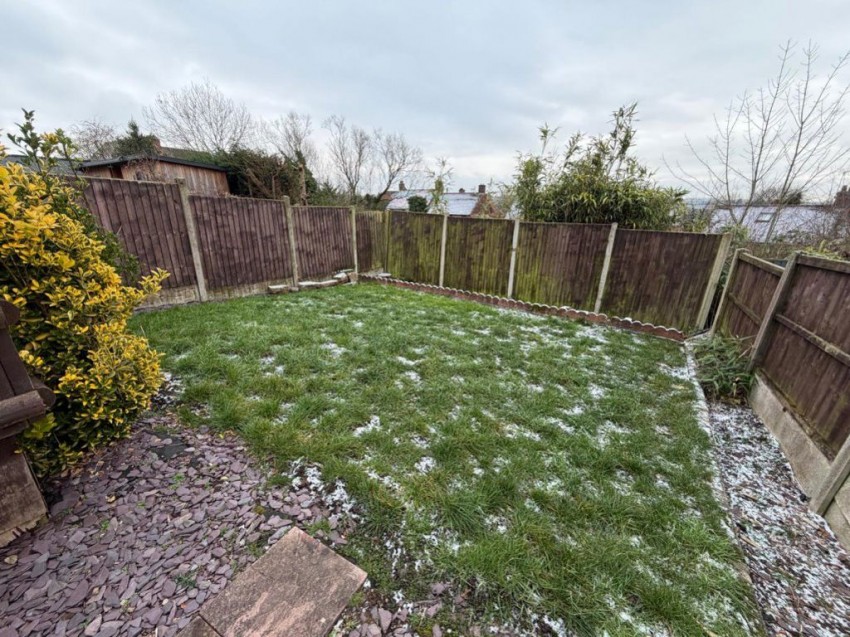 Images for 17 Farnsworth Grove Huthwaite