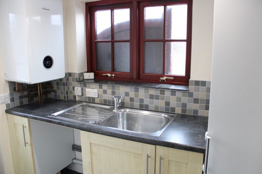 Images for 36 Town End Shirland