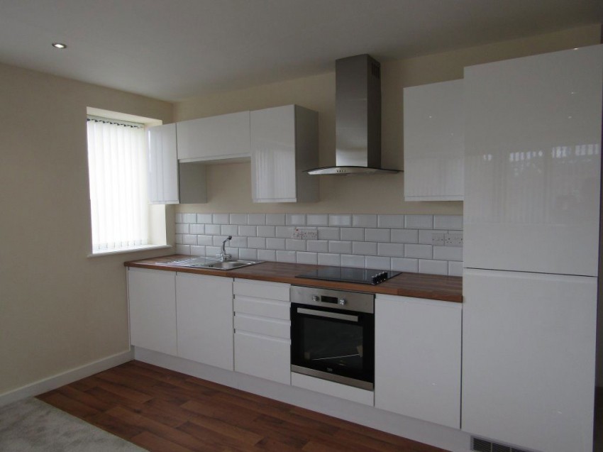 Images for Flat 6, 18 South Street