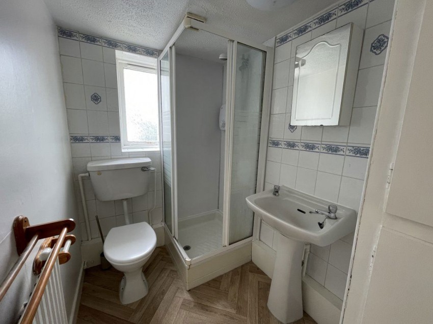 Images for 68 Derby Road, Swanwick