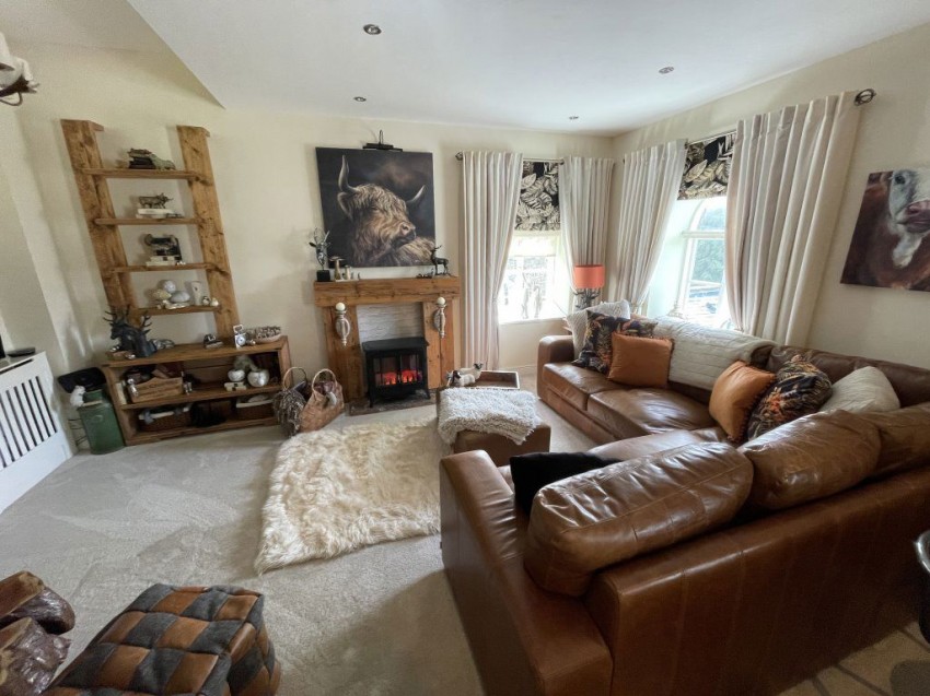 Images for 4 The Stables Manor Road South Wingfield