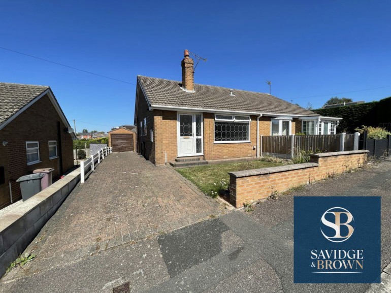 12 Meadow Grove Newton