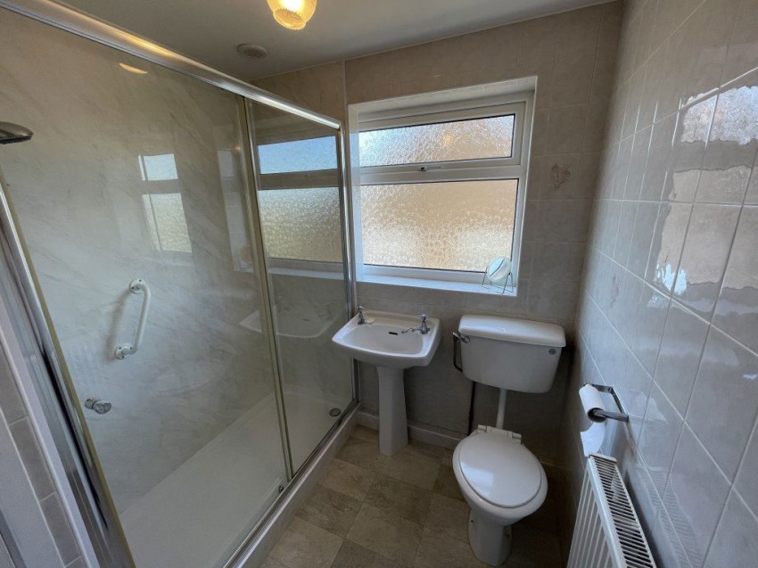 Images for 12 Meadow Grove Newton