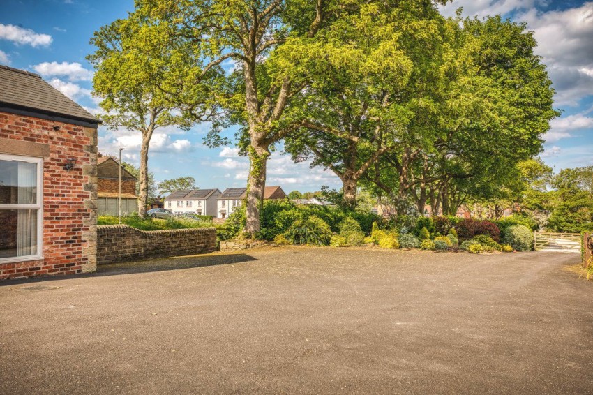 Images for Hallfieldgate Lane, Shirland